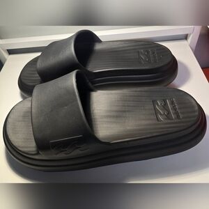 Billabong Mens Sz 9.5/ Womens Sz 11 Charcoal Slide Sandals